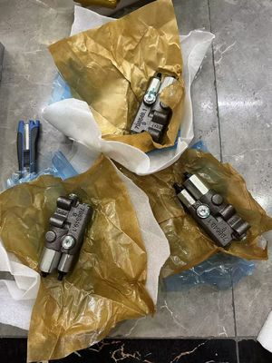 فروش مستقیم از کارخانه به صورت استاندارد اندازه Cat305.5E2 پمپ هیدرولیک مونتاژ/ سولینوئید مقاومت در برابر دمای بالا